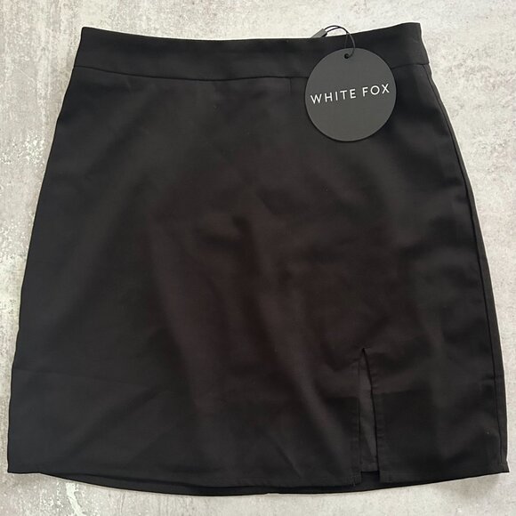 WHITE FOX In Focus Mini Skirt in Black, XS NWT - Picture 4 of 7